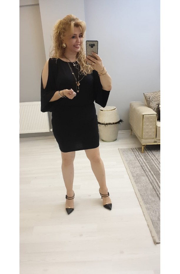 lora elbise